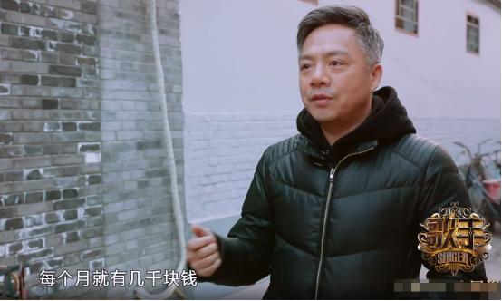 听到人家唱歌就起鸡皮疙瘩