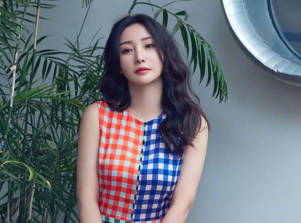 沈梦辰长相甜美让人心动的女神（湖南籍最美的4位女星）(3)