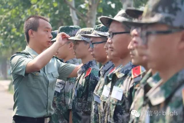 [皮卡丘收藏转发朋友圈]，军训结束可以加教官微信吗