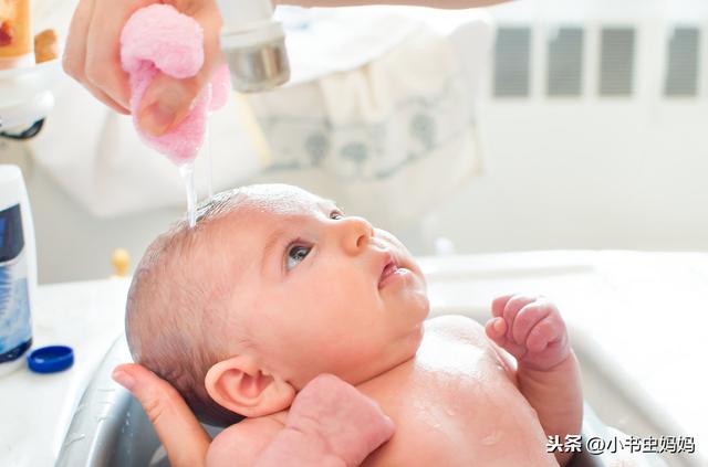 新生儿护理如何做？新手父母重点做好4件事，有助宝宝健康发育 宝宝健康 第4张