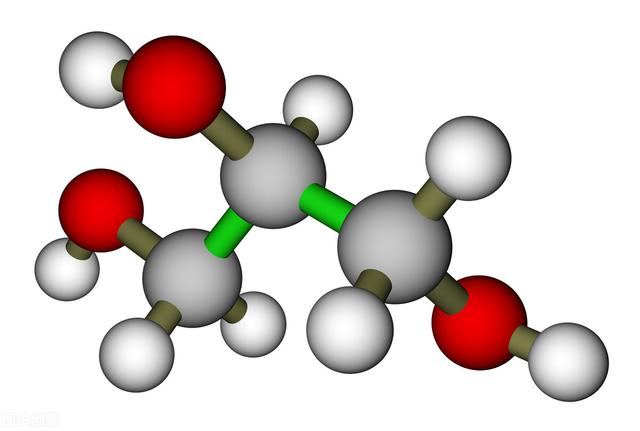 火碱的正确使用方法（去污使用的正确方法）