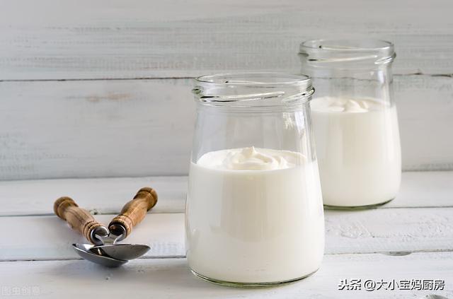老酸奶的做法和配方(2种自制酸奶的简单做法)