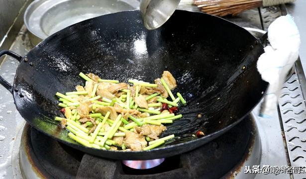 蒜苔炒肉的做法 蒜苔炒肉的做法（蒜苔炒肉的做法川菜） 美食