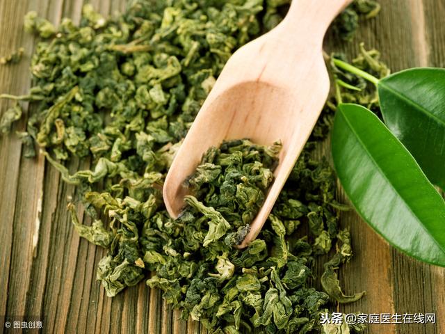 前列腺肥大有点尴尬？吃6种食物，让它从“大码变小码”