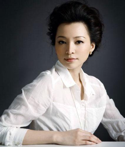 搞定“央视一姐”、不计较姐弟恋：密春雷的发家史，以及神秘消失