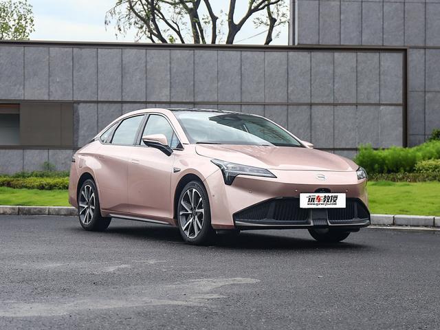 15万拿下 国产超科幻未来风的新车 你Pick哪款？