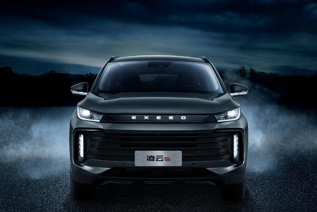 星途凌云S：十多万的运动中型SUV，加速可媲美宝马X3？