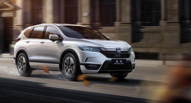 本田呼吁逐步取消4S店，奔驰率先响应，特斯拉却反其道而行？