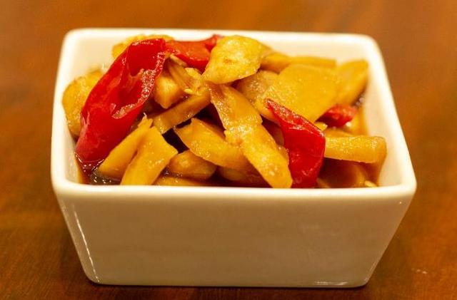 吃“醋泡姜”可以治病？长期食用醋泡生姜的人，身体咋样了？