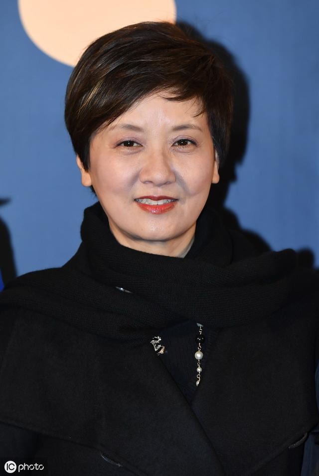 张国立的老婆:张国立的妻子——邓婕美照