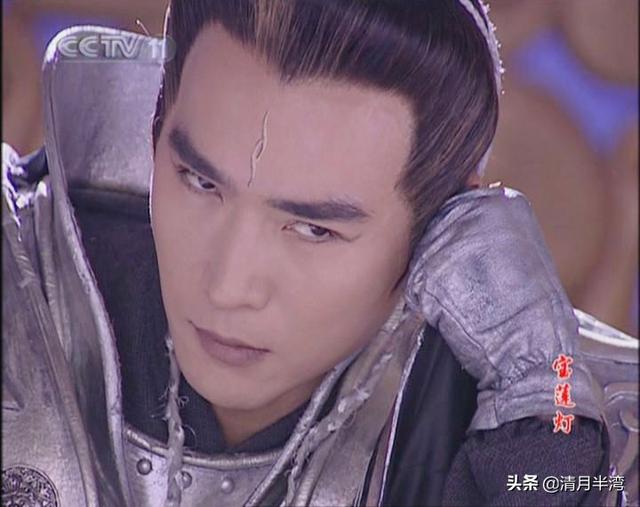丑人不要再祸害古装了！能上美男榜的，只服这9位，个个剑眉星目