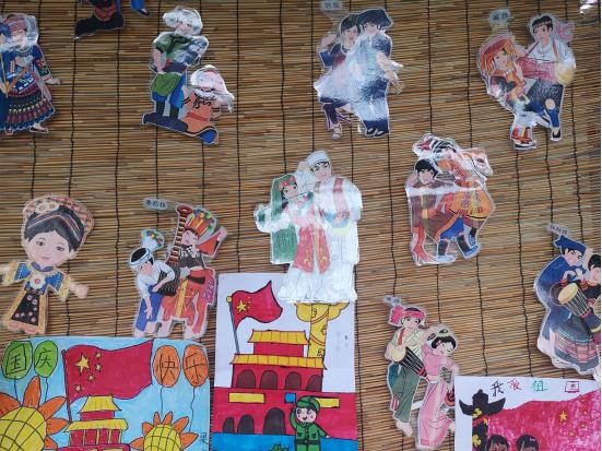 中国心 爱国情——淅川县实验幼儿园开展国庆节主题活动