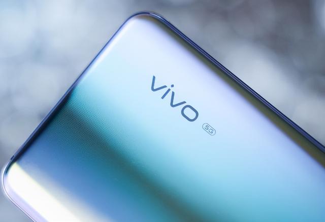 VIVO X30 PRO价格跌至2390元，竞争力更强了？