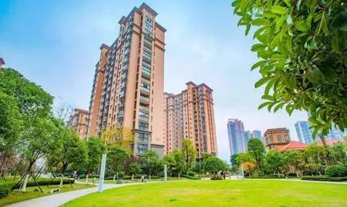 “为什么同学家住小区，我家居无定所”？孩子询问，该怎么回答？