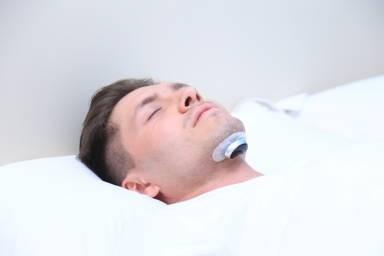 陪你解决打鼾难题之手机智控带来止鼾新体验