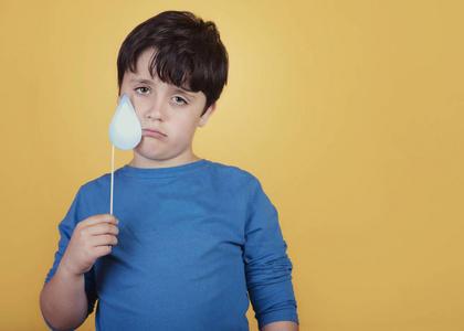 十五岁退学了能做什么(十五岁女生可以做什么工作)