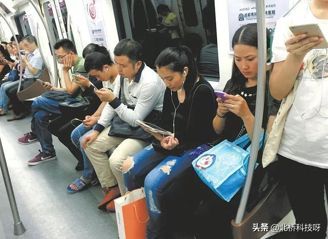 又一“陷阱”正在毒害国人？超8.8亿人参与其中，比游戏更加厉害