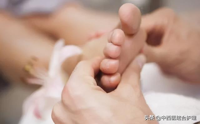 「中医穴位知识」 灸“透”一个穴，可以从脚补到头