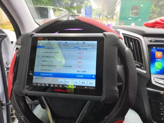 节气门是什么样的在哪个位置(节气门啥样)