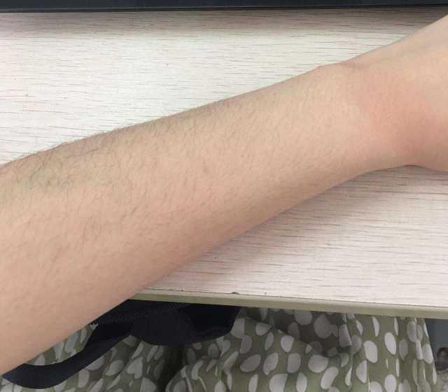 凡士林蓝瓶身体乳