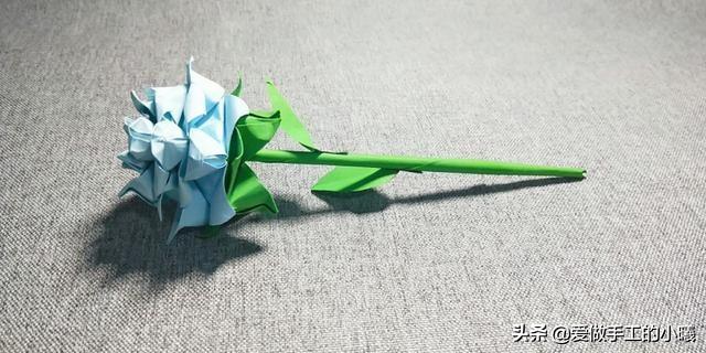 超漂亮的玫瑰花折纸，看似复杂，实则非常简单哦