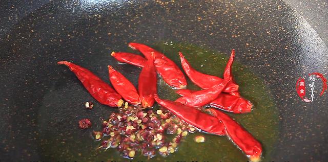 惊蛰过后，养肝“黄金期”，7种食物别舍不得吃，滋阴养肝又美味