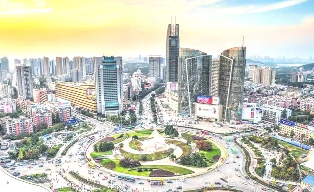 杭州坐稳首位，武汉反超成都！中国财力十强省会出炉