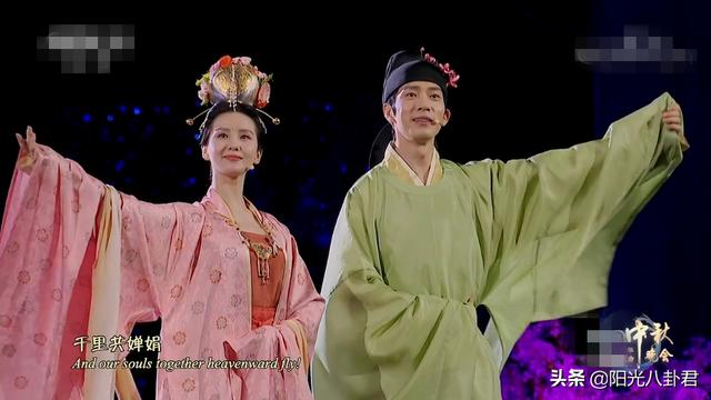 中秋晚会女星镜头：刘诗诗古装抢眼，薇娅仪态绝，欧阳娜娜小清新