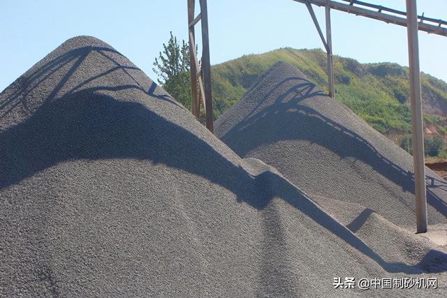 冲击式制砂机主轴的简单介绍