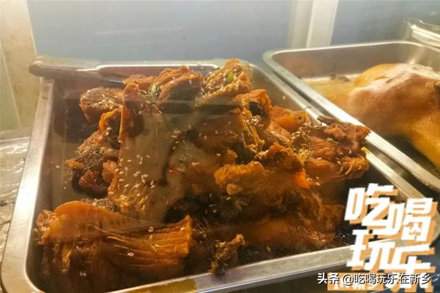 五丰清河老街灌汤小笼包280克价格（这家92年老牌卤菜店）(8)