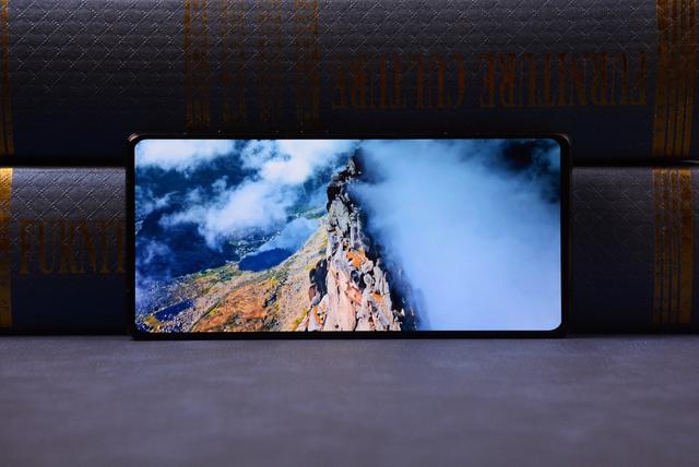 三星研发LPDDR5X内存规格，明年初正式商用，速度更快更省电？