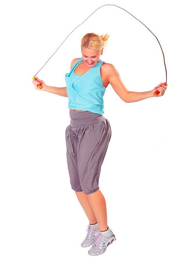 历史悠久的跳绳训练，这样锻炼，你可以瘦的更快