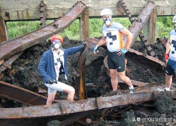 地球咋了？西班牙火山喷发，场面犹如世界末日，数千人被迫撤离