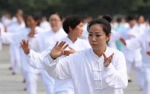 胃不好怎么办？建议：这几种食物经常吃，胃或不再“闹情绪”