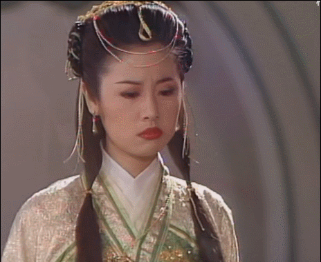 明明“廉颇老矣”，非要“尬演少女”的5大女星，羞不羞？