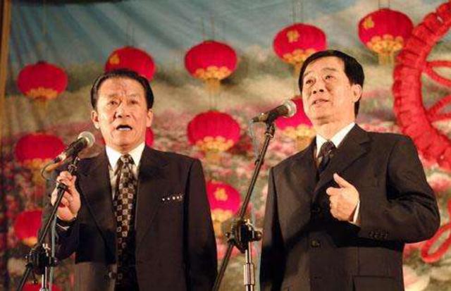 常宝华的徒弟:常宝华的葬礼上，牛群缺席侯耀华带头鼓掌，这对师兄弟有何恩怨？