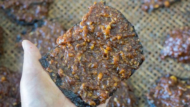 春天，女人想少用化妆品，多吃6种“紫色食物”，常吃脸色更红润