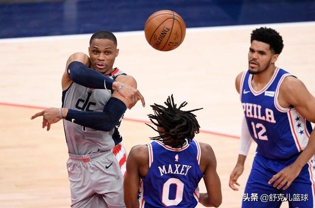 nba为什么会有工资（揭秘NBA球员薪资是如何发放的，打卡还是给现金，不够花怎么办？）