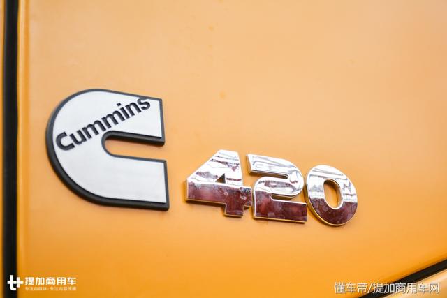 矿用工程车