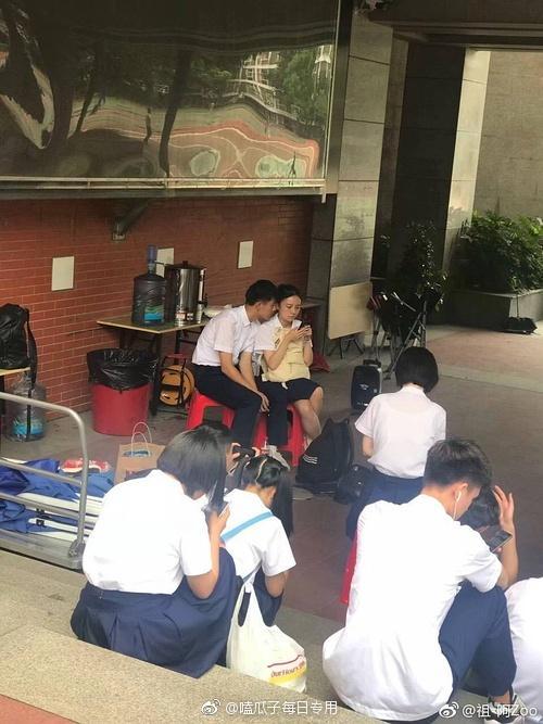 �人����ӰϷ(Ӱ�桶��õ����ǡ�·͸���·�������໴����������ƽ�����Ǳ�ζ)