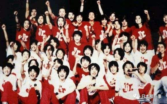 泷泽秀明山下智久:霸道总裁现实版：泷泽秀明被指任杰尼斯事务所接班人！
