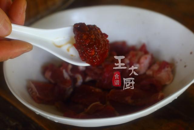 洋葱炒牛肉