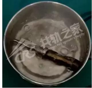 def是什么故障灯应该加什么(def故障灯大全)