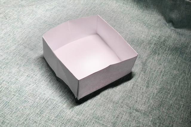 盘式折叠纸盒图片