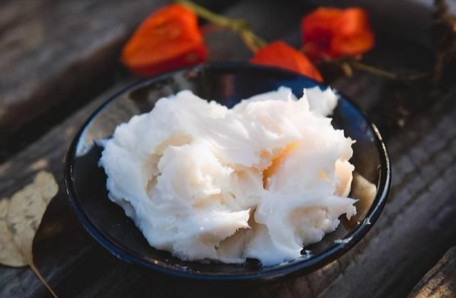 猪油是皮肤杀手？吃猪油会不会加快皮肤老化？一次性说清楚