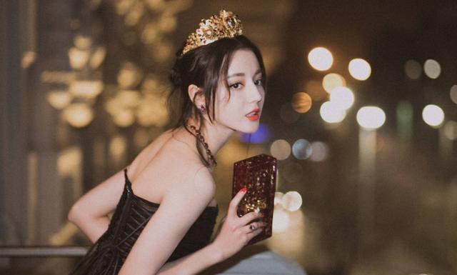 迪丽热巴有自己的工作室吗(迪丽热巴有自己的工作室了吗)