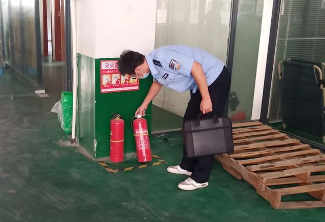 【节日我在岗】江西余江：中秋佳节至，安全护航不停歇