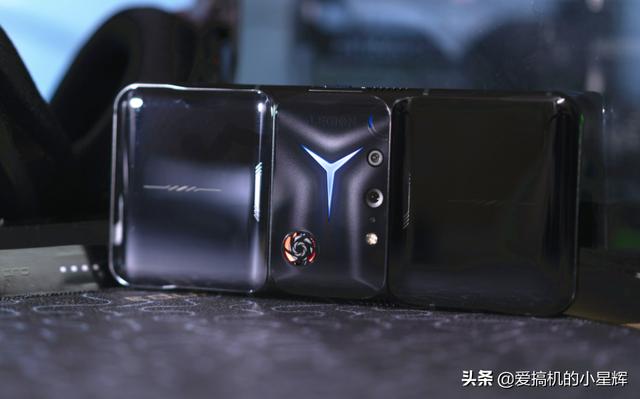 从5299跌至3499元，骁龙888+18GB+256GB+5500mAh，还有144Hz高刷