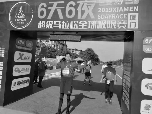 抗癌英雄贺明：肺癌晚期生命剩3个月，用61场马拉松跑出生命奇迹