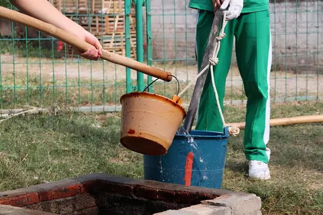 “孩子不想读书？”尽管带他硬核体验一把，比天天打鸡血管用